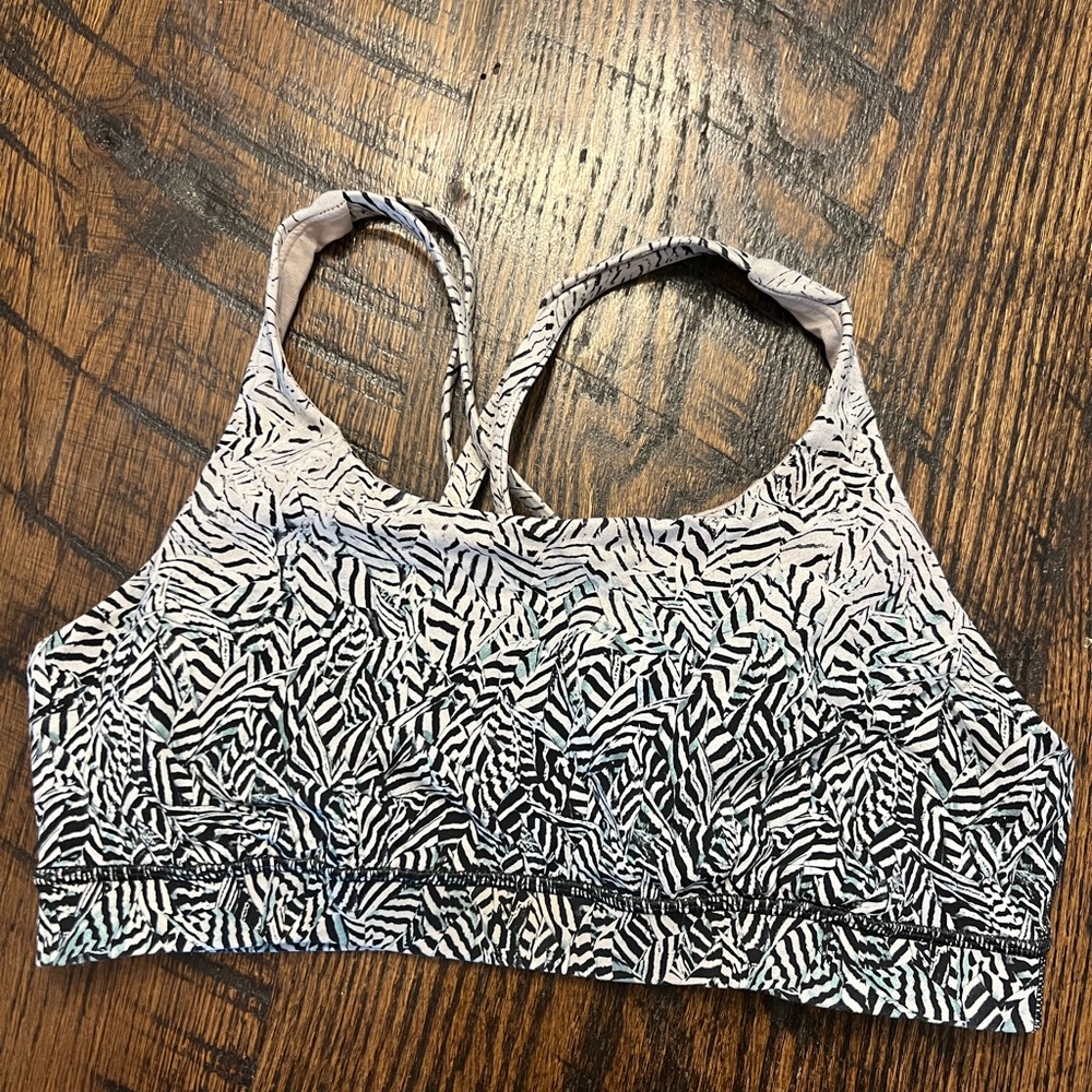 Lululemon size 10 energy bra